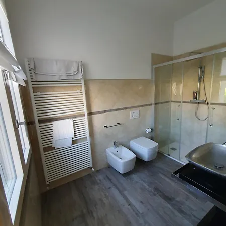 Cremonese Apartment *