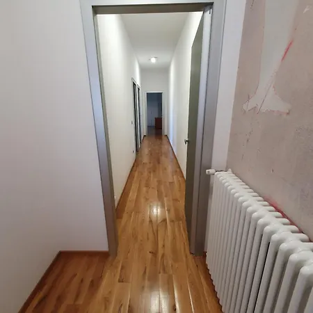 Cremonese Apartment
