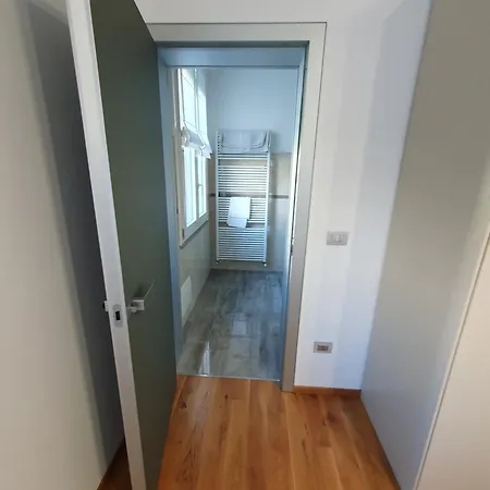 Cremonese Apartment Parma